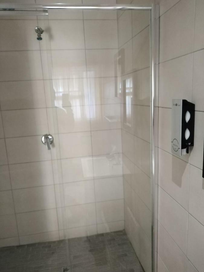 On Hill Lodge Блоемфонтейн Екстериор снимка